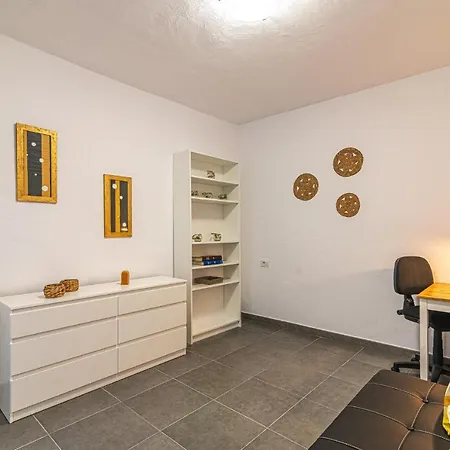 Апартаменты Acogedor En Cercano A La Playa By Alterhome